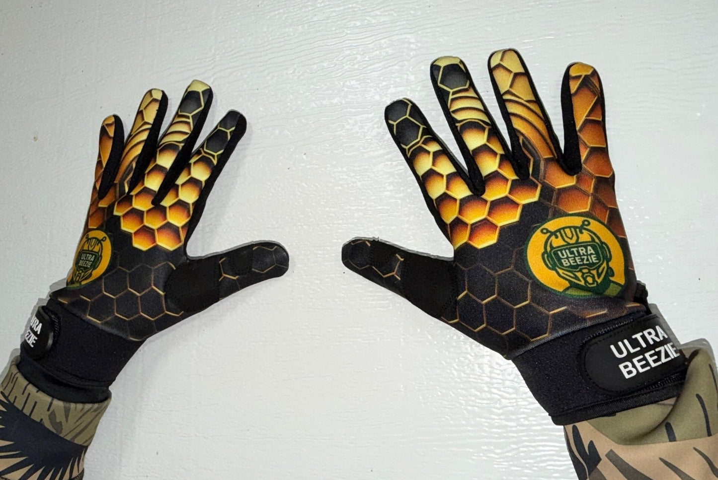 HONEYCOMB GLOVES